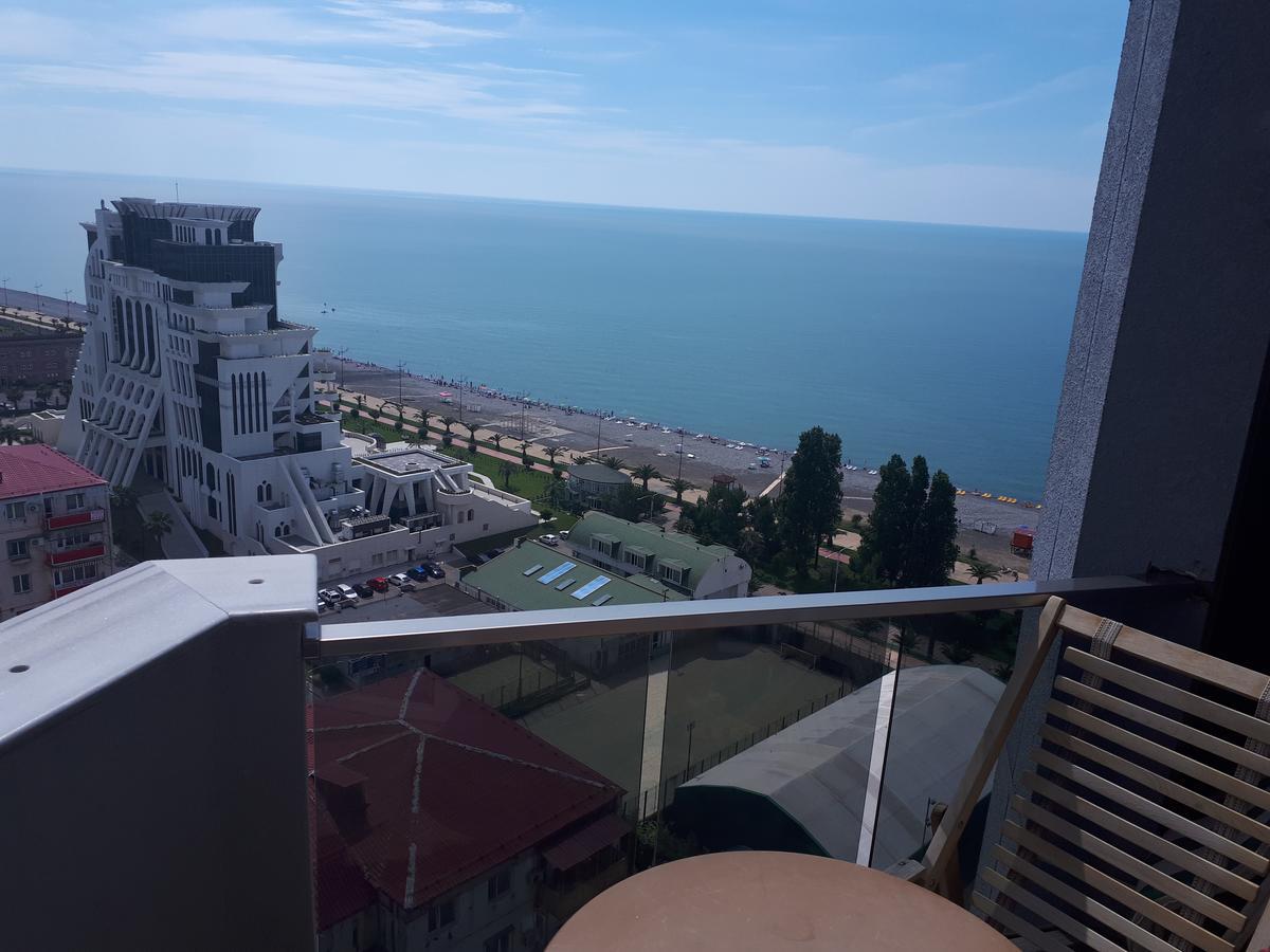 Aparthotel Calypso In Orbi Batumi Exterior photo